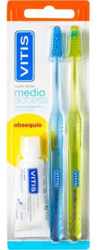 Duplo Cepillo de Dientes Access Medio + Pasta